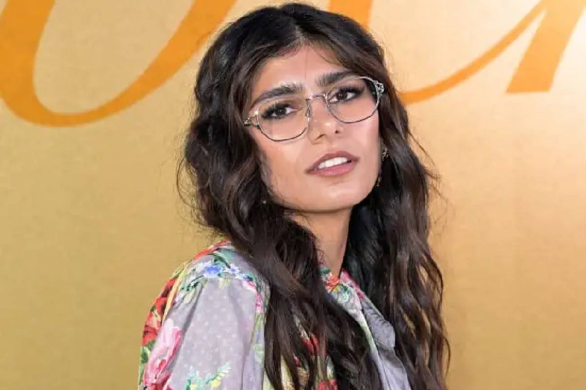 Mia Kalifa Rape Sex Video - Mia Khalifa loses her job due to 'disgusting' tweet supporting Hamas attack  on Israel - THE NEW INDIAN