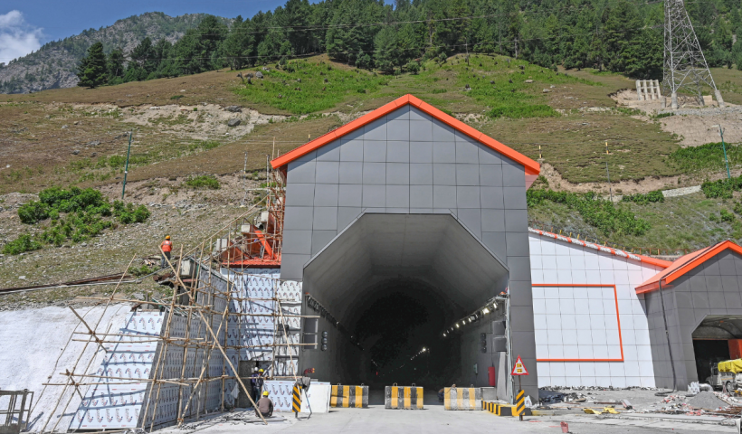 Sonamarg valley in Kashmir is set to stay open during winter, thanks to the soon-to-be-inaugurated Z-Morh tunnel.