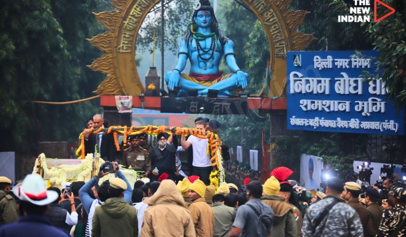 Nation bids farewell to Former PM Manmohan Singh with state honours. (Photo by Sumit Kumar)