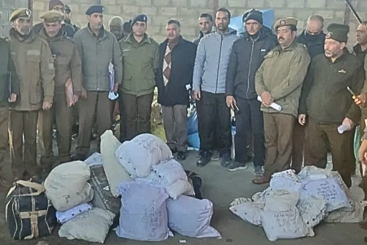 Srinagar Police destroys 121 kgs of seized narcotics.