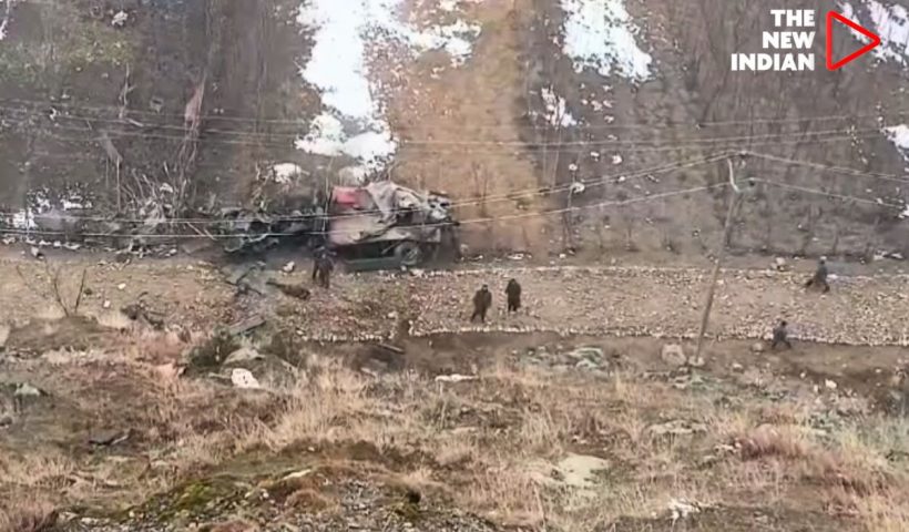 Indian Army vehicle falls into gorge in Bandipora, 3 soldiers killed.